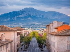Cette magnifique ville des Bouches-du-Rhône est la Florence provençale. Cette magnifique ville des Bouches-du-Rhône est la Florence provençale.