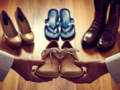Cette podologue ne portera jamais ces 3 types de chaussures qui déforment les pieds. Cette podologue ne portera jamais ces 3 types de chaussures qui déforment les pieds.